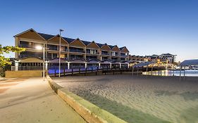 Dolphin Quay Apartments Mandurah Exterior photo