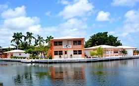 Sailfish Resort Placencia Exterior photo