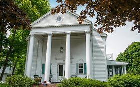 Anne'S White Columns Inn Bar Harbor Exterior photo