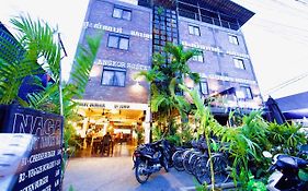 Naga Angkor Hostel Siem Reap Exterior photo