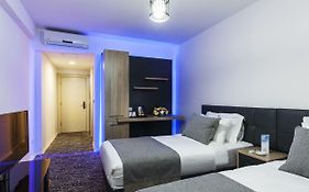 Merze Suite Konaklama Istanbul Exterior photo