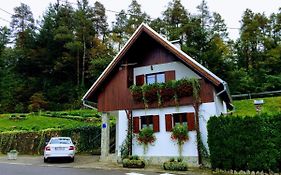 Holiday House Kod Ajke Villa Slunj Exterior photo