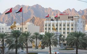 Pioneer Hotel Apartments Muscat Exterior photo