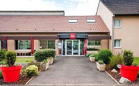 Ibis Avallon Hotel Magny  Exterior photo