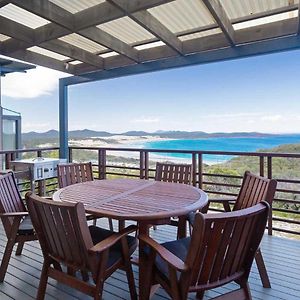 Beach House 7 26 One Mile Close Air Conditioned Wifi Foxtel Linen Villa Anna Bay Exterior photo