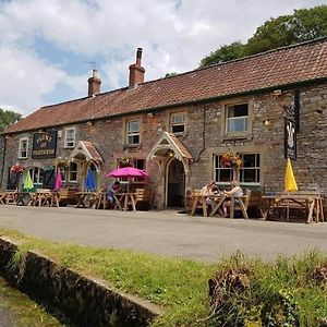 Plume Of Feathers Hotel Blagdon Exterior photo