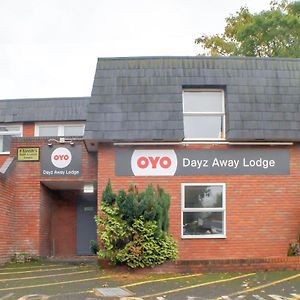 Oyo Dayz Away Lodge Kingswinford Exterior photo