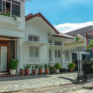 Hotel Kartini Bukittinggi Exterior photo