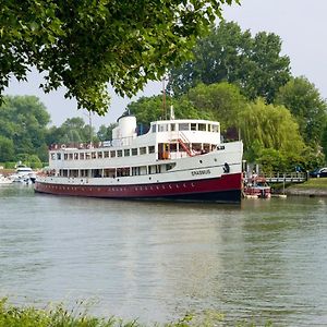 De Logeerboot Dordrecht Bed & Breakfast Exterior photo