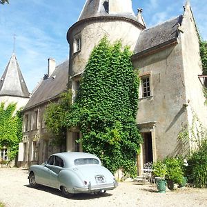 La Chambre De La Tour Bed & Breakfast Lugon et l’Ile du Carney Exterior photo