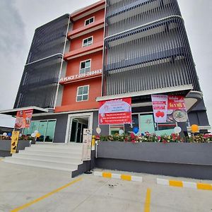 Pj Place Hotel Chachoengsao Exterior photo