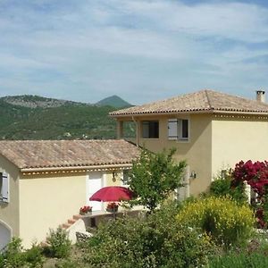 Apartment In Montbrun-Les-Bains With Garden Exterior photo