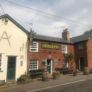 The Compasses Hotel Chelmsford Exterior photo