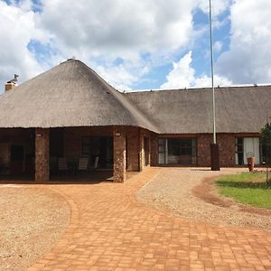 Makhato Bush Lodge 86 Bela-Bela Exterior photo