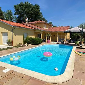 Chambres Dans Villa Avec Piscine Gleizé Exterior photo