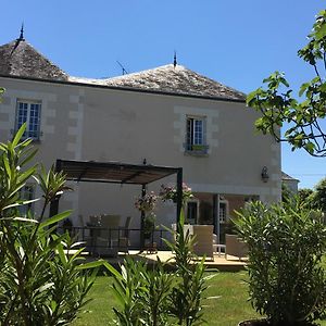 La Bauldiniere Bed & Breakfast Tauxigny Exterior photo