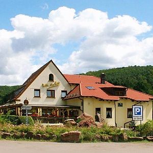 Landgasthaus Am Frauenstein Hotel Hinterweidenthal Exterior photo