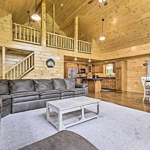 Pet-Friendly Lakeview Cabin With Hot Tub! Wrightsville Exterior photo