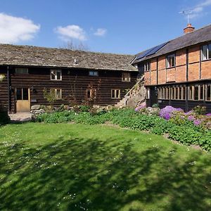 The Old Barn Villa Hereford Exterior photo