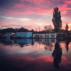 Amster Houseboat Bed Without Breakfast Bed & Breakfast Amsterdam Exterior photo