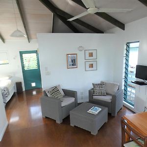 Aroa Kainga Bungalows And Apartment Rarotonga Exterior photo