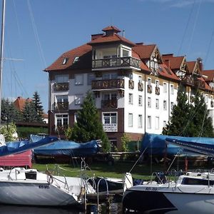 Prywatne Apartamenty Z Widokiem Na Port Lub Zamek Krzyzacki Węgorzewo Exterior photo