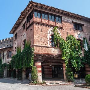 La Locanda Di Grazzano Visconti Hotel Exterior photo