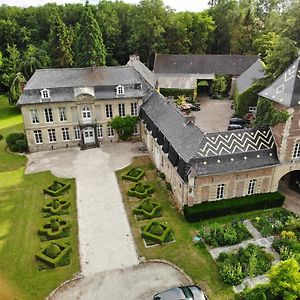 Chateau D'En Haut Bed & Breakfast Jenlain Exterior photo