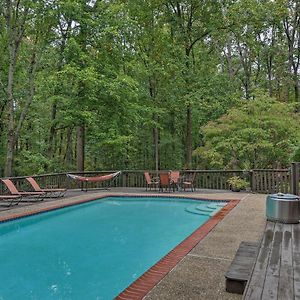 Forested Couples Retreat 20 Miles To Baltimore! Reisterstown Exterior photo