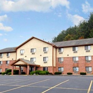 Super 8 Morehead Hotel Exterior photo