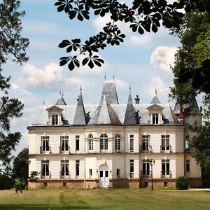 Château d'Escurat Bed & Breakfast Le Dorat Exterior photo