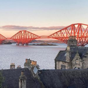 Forth Reflections Self Catering Villa South Queensferry Exterior photo