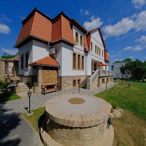 Lauber Villa Beci Exterior photo