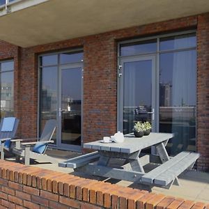 Modern Apartment In The Scheveningen Harbor Haga Exterior photo