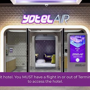 Yotelair Paris Cdg - Transit Hotel - Terminal 2E Roissy-en-France Exterior photo