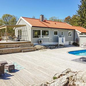 Gorgeous Home In Forresfjorden Sorvag  Exterior photo