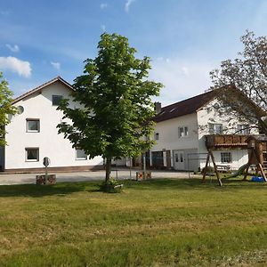 Landhaus-Stockinger Apartment Büchlberg Exterior photo