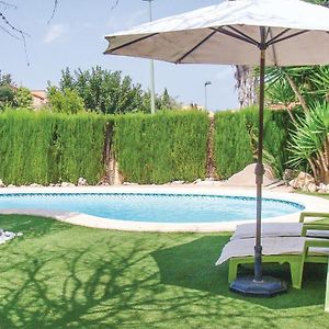 Beautiful home in Riba-Roja de Tria with Jacuzzi, WiFi&Outdoor swimming pool Exterior photo