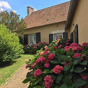 Catherine & Dominique Bed & Breakfast Marigne-Laille Exterior photo