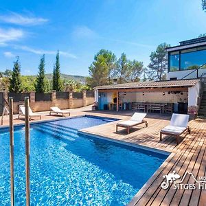 Spacious Villa Santa Fe - Private Pool, Big Garden And A/C Close To Sitges Olivella Exterior photo