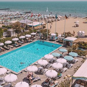 Hotel Monaco & Quisisana Lido di Jesolo Exterior photo