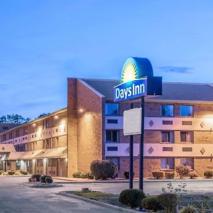 Days Inn By Wyndham Hurstbourne Louisville Exterior photo