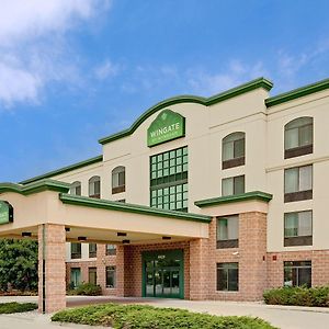 Wingate By Wyndham Fargo Hotel Exterior photo