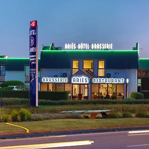 Brit Hotel Aries, Argentan Exterior photo