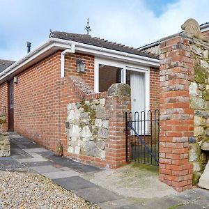 The Annexe Villa Newchurch  Exterior photo