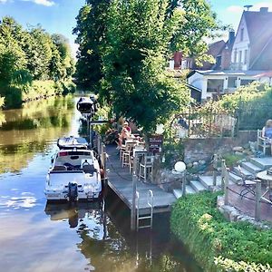 Gaestehaus Kajuete Direkt Am Wasser Apartment Friedrichstadt Exterior photo