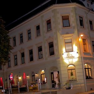 Traditionsgasthaus Goldener Loewe Riesa Restaurant & Pension Hotel Exterior photo