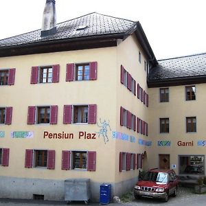 Pensiun Garni Plaz Hotel Scuol Exterior photo