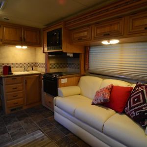 Luxury American Rv With Hot Tub Villa West Chiltington Exterior photo