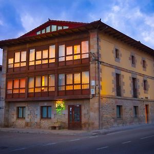 El Rincon De Las Merindades Hotel Santelices Exterior photo